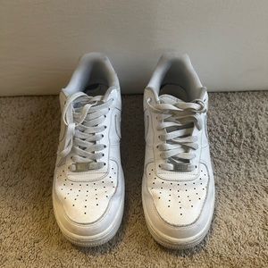 White Air Force 1 Shoes